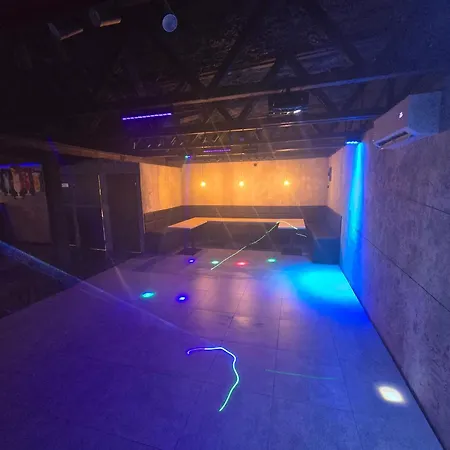 Lofthouseclub *